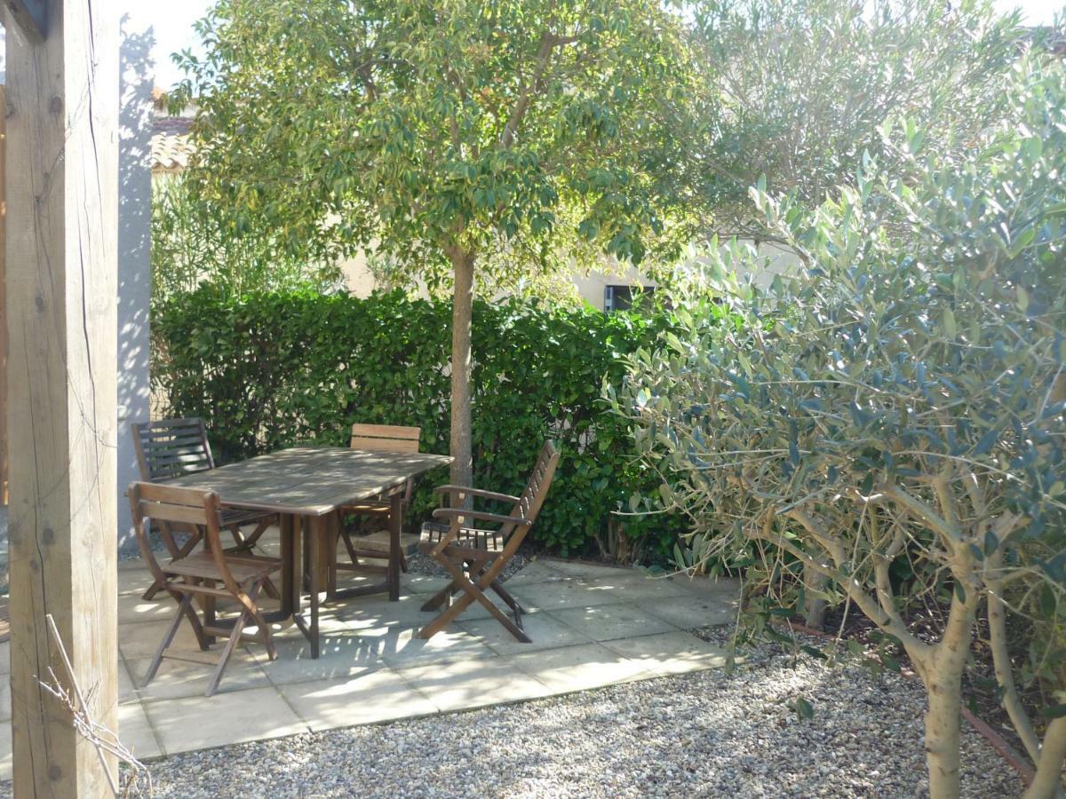 Aigues-Mortes villa prés des remparts Extérieur photo